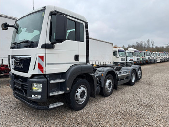 Podvozek s kabinou MAN TGS 32.360