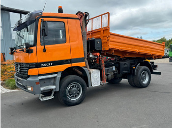 Sklápač MERCEDES-BENZ Actros 1831