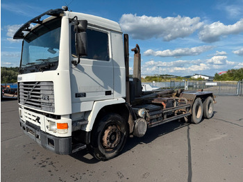 Podvozek s kabinou VOLVO F12