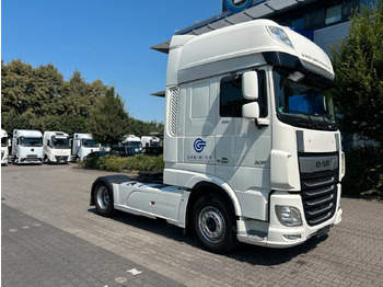 Ťahač DAF XF 530