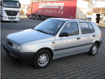 Automobil VW Golf: obrázok 1