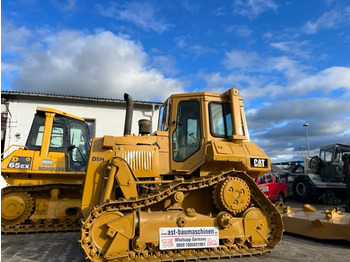 Buldozér CATERPILLAR D5H