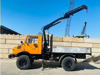 Auto s hydraulickou rukou MERCEDES-BENZ