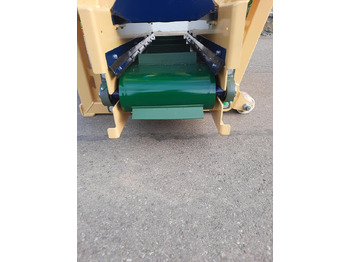 Nový Stroj a zariadenia na chov hospodárskych zvierat Liegeboxen Einstreugerät Futterverteilgerät Hoflader Radlader Cat: obrázok 5 Nový Stroj a zariadenia na chov hospodárskych zvierat Liegeboxen Einstreugerät Futterverteilgerät Hoflader Radlader Cat: obrázok 5