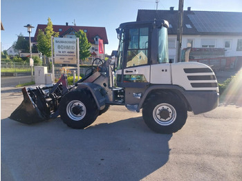 Kolesový nakladač TEREX