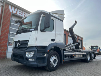 Hákový nosič kontajnerov MERCEDES-BENZ Actros 2543