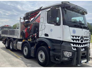 Auto s hydraulickou rukou MERCEDES-BENZ
