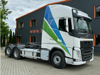 Hákový nosič kontajnerov VOLVO FH 540