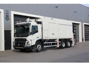 Fekálne vozidlo VOLVO FMX 500
