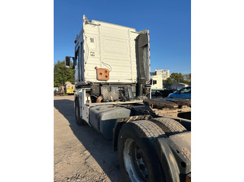 Ťahač RENAULT Magnum 390: obrázok 5