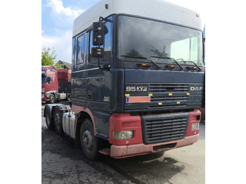 Ťahač DAF 95 430
