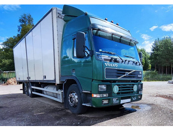 Skříňový nákladní auto VOLVO FM12