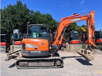 Mini rýpadlo DOOSAN DX63-3