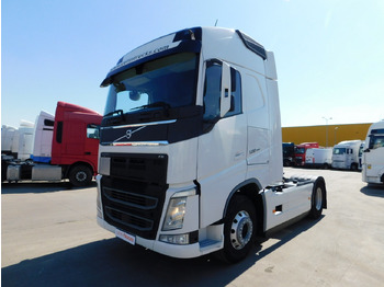 Ťahač VOLVO FH