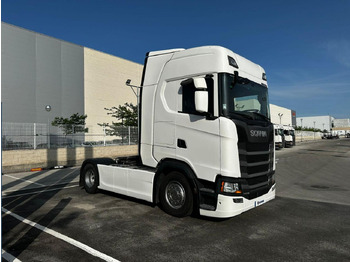Ťahač SCANIA S 450