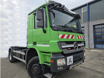 Podvozek s kabinou MERCEDES-BENZ Actros 2032