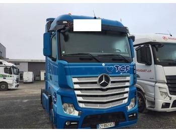 Ťahač MERCEDES-BENZ