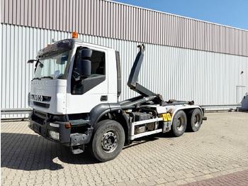 Hákový nosič kontajnerov