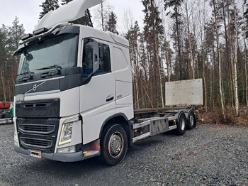 Kontejnérový podvozek/ Výměnná nástavba VOLVO FH13 500