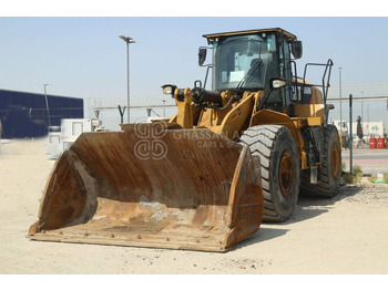 Kolesový nakladač CATERPILLAR 966M
