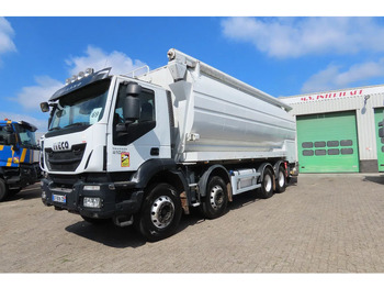 Cisternové vozidlo IVECO EuroTrakker