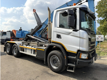 Hákový nosič kontajnerov SCANIA G 450