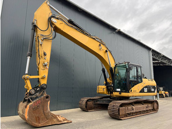 Pásové rýpadlo CATERPILLAR 323DL