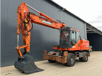 Kolesové rýpadlo DOOSAN DX210