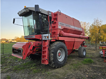 Obilný kombajn MASSEY FERGUSON