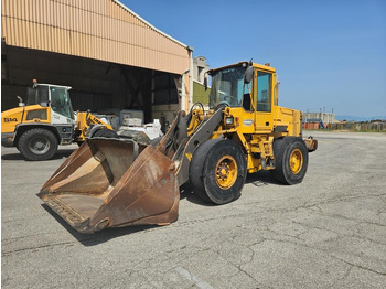 Kolesový nakladač VOLVO L70D