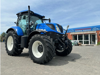 Traktor NEW HOLLAND T7