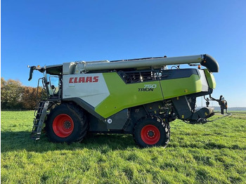 Obilný kombajn CLAAS