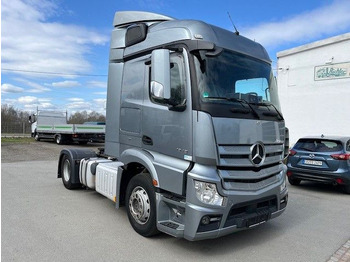 Ťahač MERCEDES-BENZ Actros 1943
