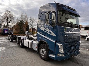 Hákový nosič kontajnerov VOLVO FH 460