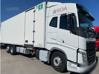 Chladirenské nákladné vozidlo VOLVO FH 500