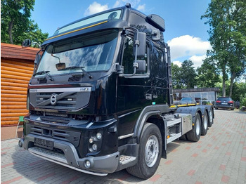 Hákový nosič kontajnerov VOLVO FMX 500