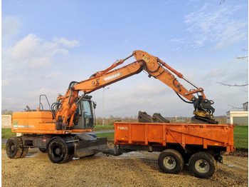 Kolesové rýpadlo DOOSAN DX140