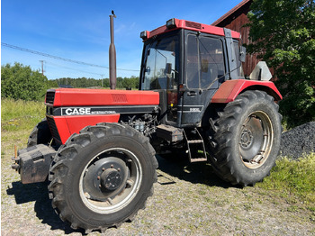 Traktor CASE IH 956XL