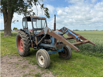Traktor FORDSON