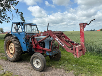 Traktor FORDSON