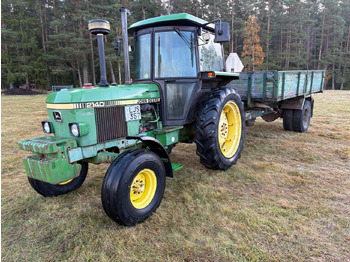 Traktor JOHN DEERE 2140