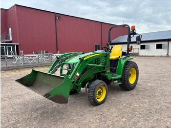 Traktor JOHN DEERE 3R Series