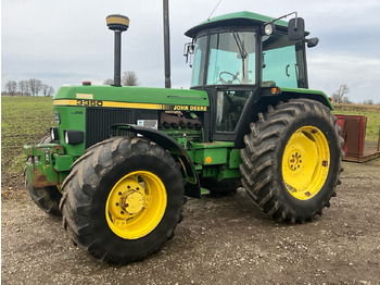 Traktor JOHN DEERE 3350