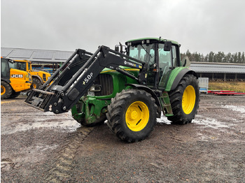 Traktor JOHN DEERE 6820