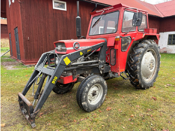 Traktor MASSEY FERGUSON 100 series