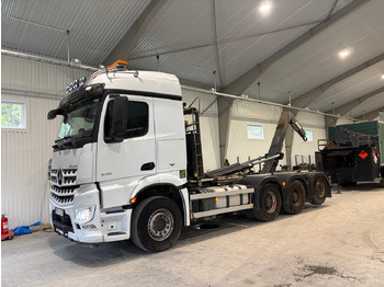 Hákový nosič kontajnerov MERCEDES-BENZ Arocs 3251