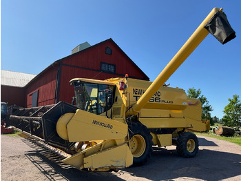 Obilný kombajn NEW HOLLAND TX series