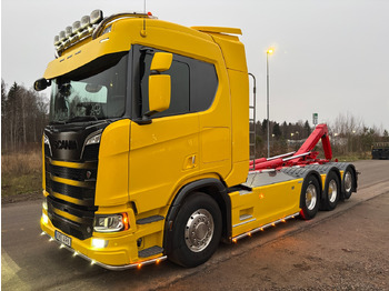 Hákový nosič kontajnerov SCANIA