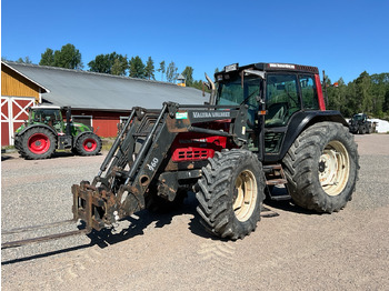 Traktor VALTRA 6550