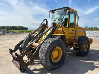 Kolesový nakladač VOLVO L90